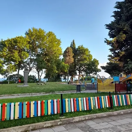 Apartment Апартамент Виго Панорама *
